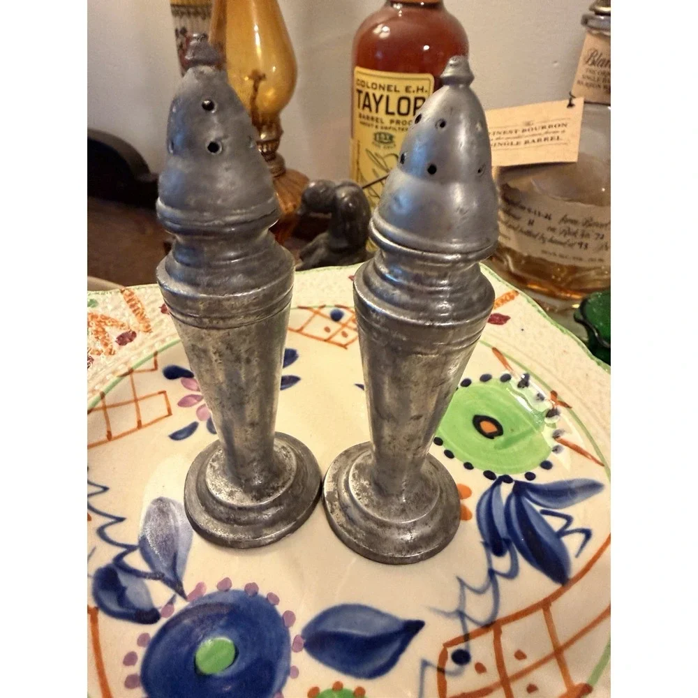 Vintage Pewter Salt & Pepper Shakers Tall Pedestal 2079 Ornate Antique Style